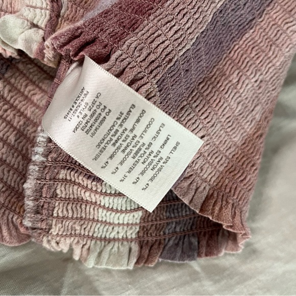 Aritzia Wilfred Smocked Blouse Heirloom Pink Size XS - Picture 11 of 11